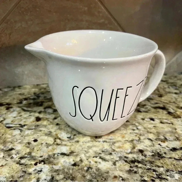 Rae Dunn "SQUEEZE" Juicer Pitcher With Handle by Magenta Artisan Collection - Picture 8 of 12